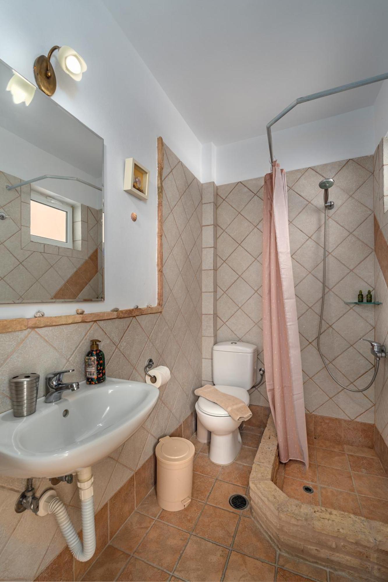 Niovi Seaview Apartments Agioi Apostoli Exterior photo
